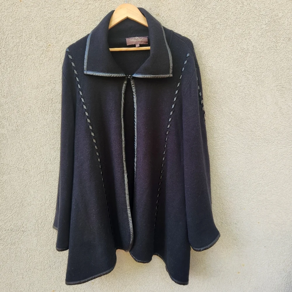Patricia Nash Black Cape Elegant Outerwear - Picture 2 of 9